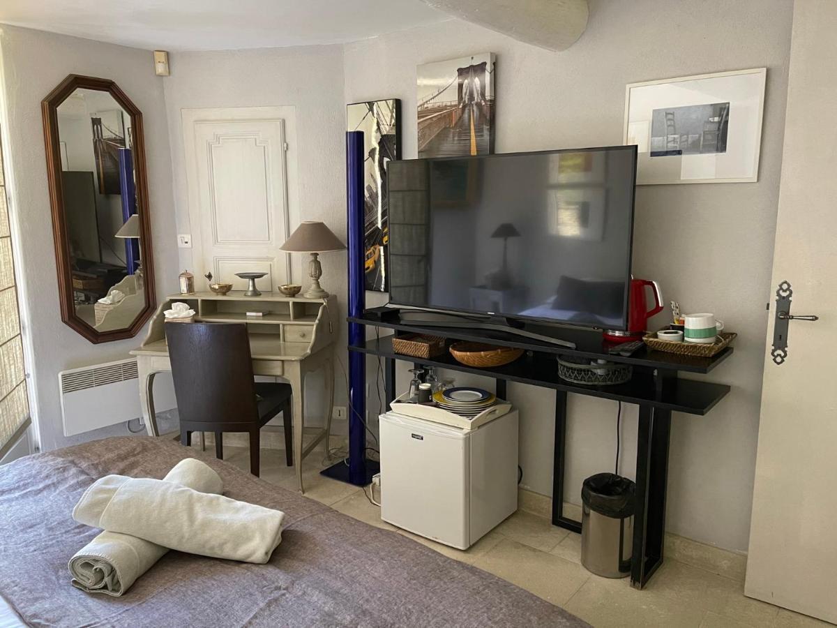 Bed and Breakfast La Borie en Provence Gordes Exterior foto