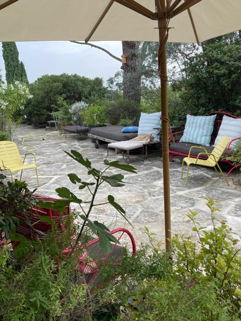 Bed and Breakfast La Borie en Provence Gordes Exterior foto