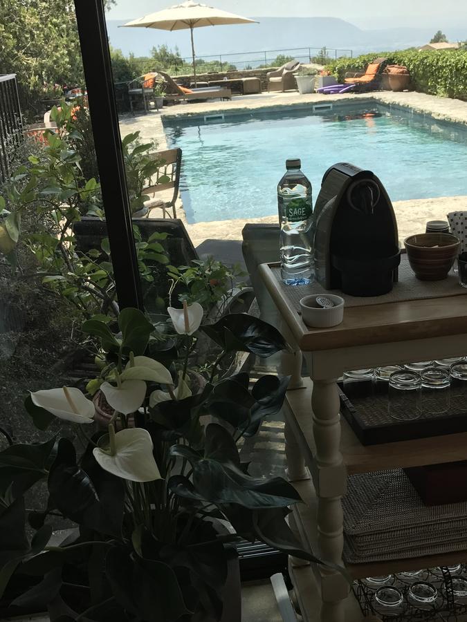 Bed and Breakfast La Borie en Provence Gordes Exterior foto