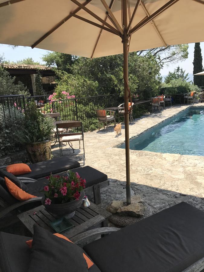 Bed and Breakfast La Borie en Provence Gordes Exterior foto