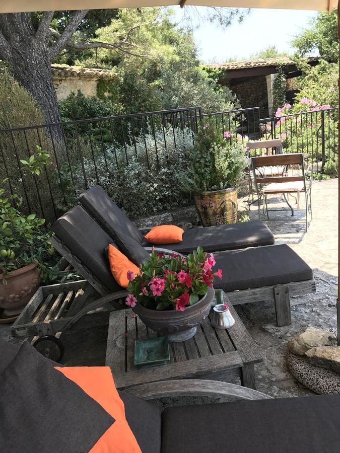 Bed and Breakfast La Borie en Provence Gordes Exterior foto